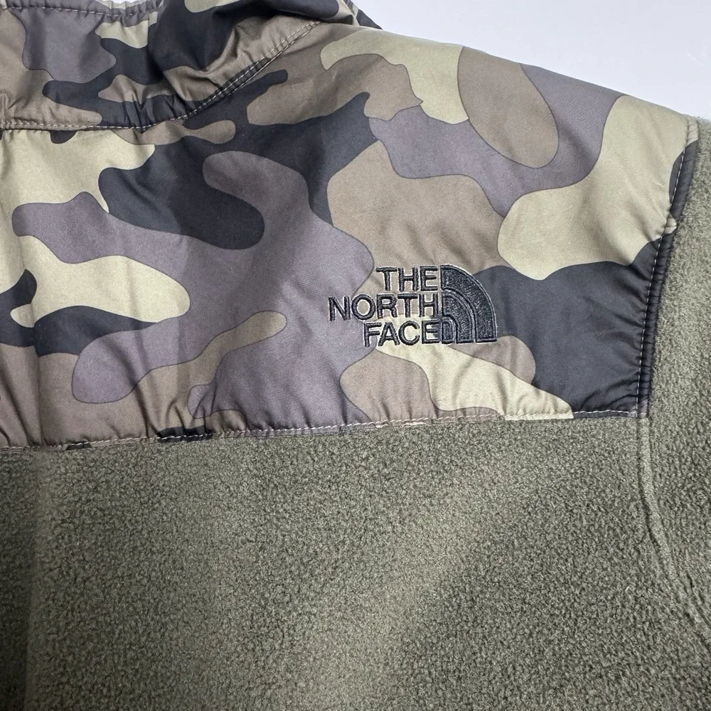 The North Face Boys Denali Fleece Jacket - Green Camo / Olive - Size Large 14/16